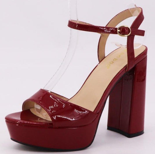 MONIKA SANDALS