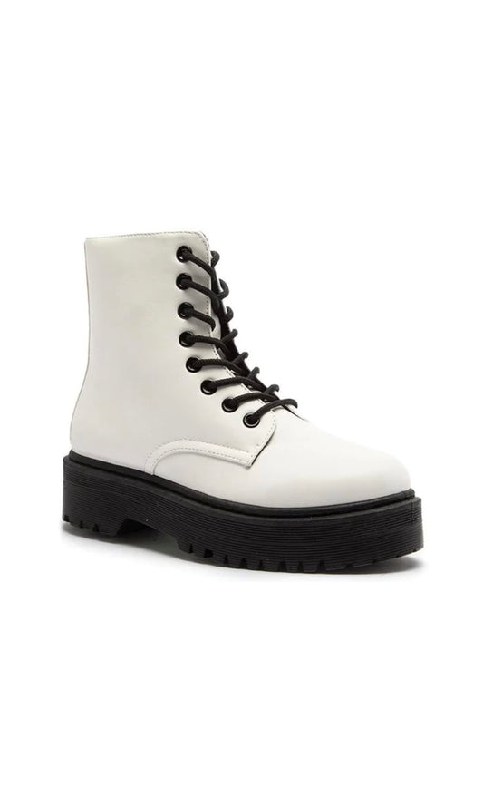 ANNY WHITE PLATFORM BOOTS