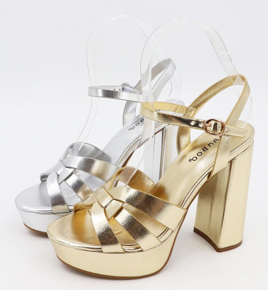 MELANIA SANDALS 600