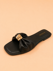KAREN FLAT