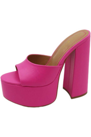 KELLY HOT PINK SANDALS